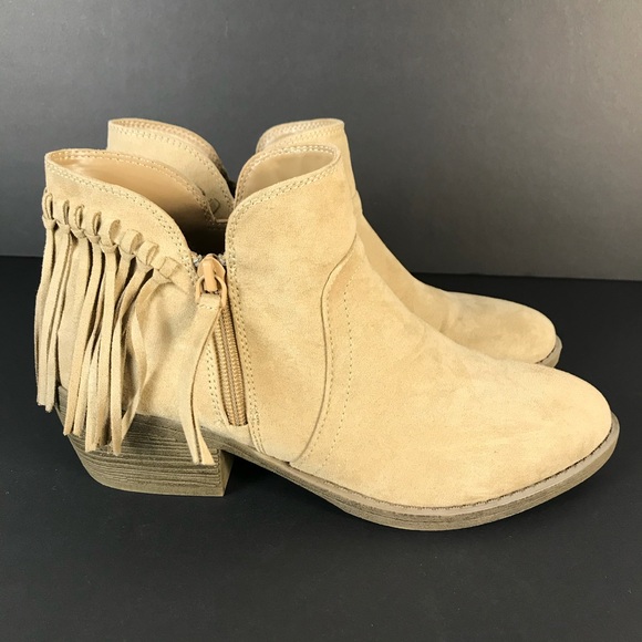 AE faux leather tassel ankle boots - Picture 3 of 9